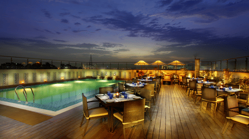 Terrace Grill at Mahagun Sarovar Portico Vaishali, restaurants in vaishali 2