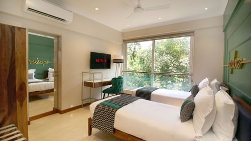 rooms with twin beds in bandra at theory9