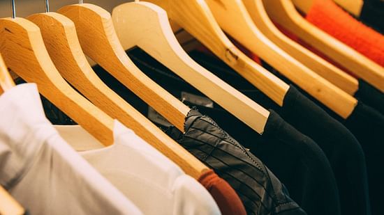 assorted-clothes-996329