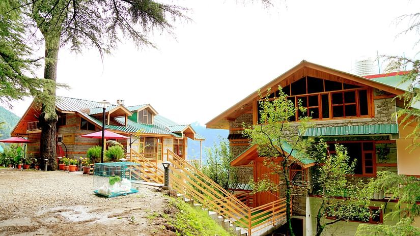 Facade 2, Amara Resorts in Manali, Luxury Resort in Manali. Manali Resort