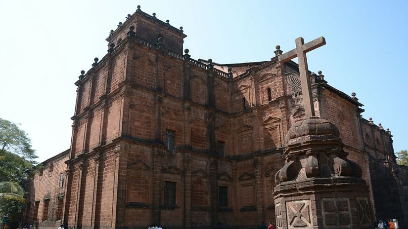 An overview of the Basilica of Bom Jesus in Goa with clear sky in the background.