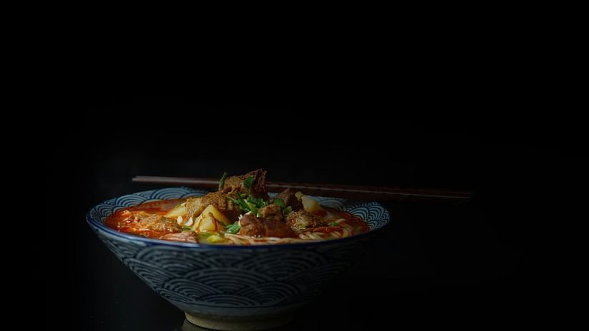 A image of Thukpa served in a bowl