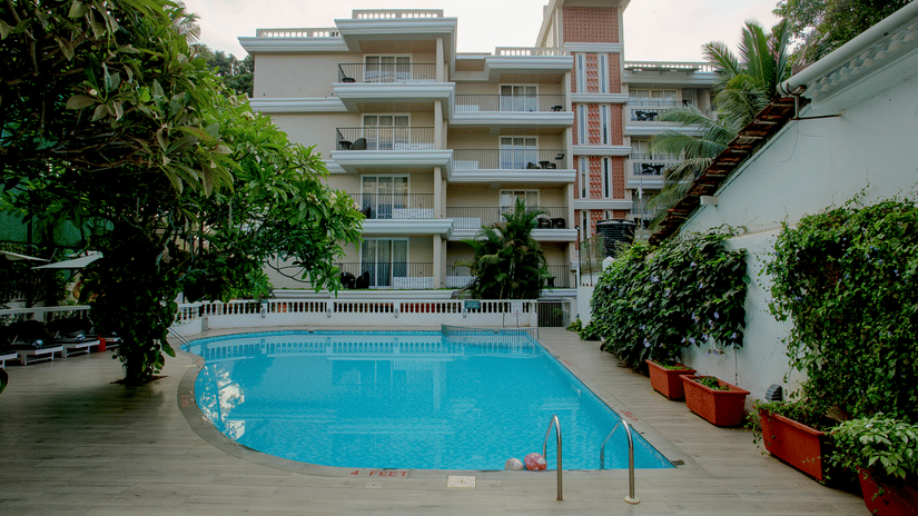 Swimming Pool (1)