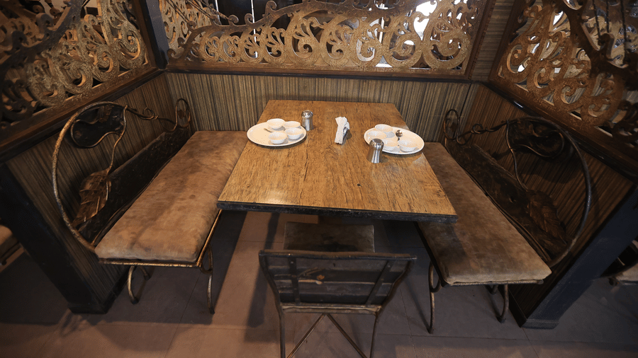 Adamo the Village Dining 