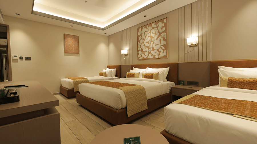 family room (2)