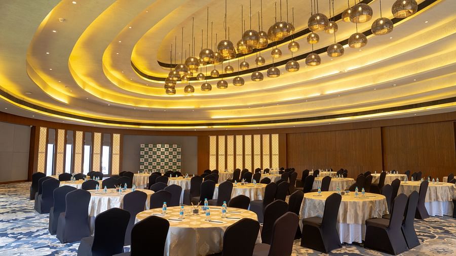 Cluster style seating arrangement in a banquet hall at Ananta Spa and Resort, Ajabgarh