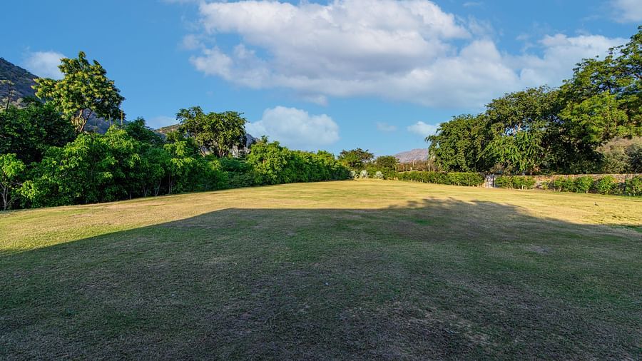 well-manicured lawn at Ananta Pushkar