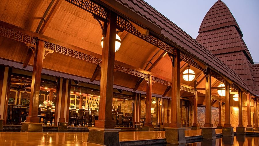 The reception building shaped like a temple at Ananta Spa & Resort, Pushkar 