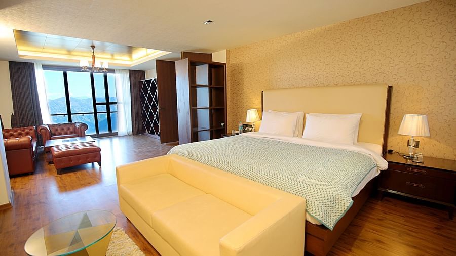 spacious rooms at Aranya Himalayan Retreat 14 - Aranya Himalayan Retreat, Mashobra