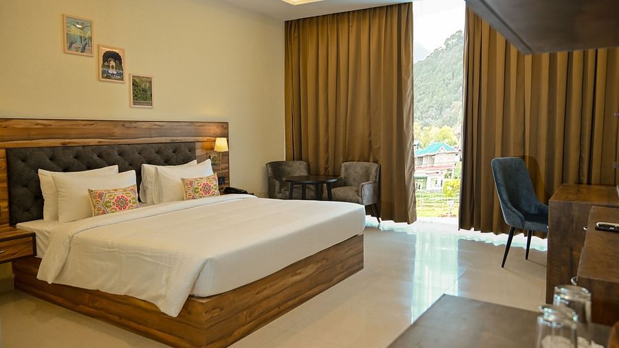 Deluxe Room 1