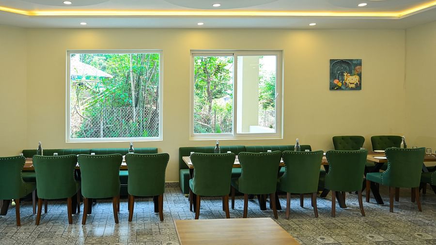 Restaurant Seating