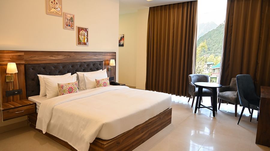 Sunset Suite Room