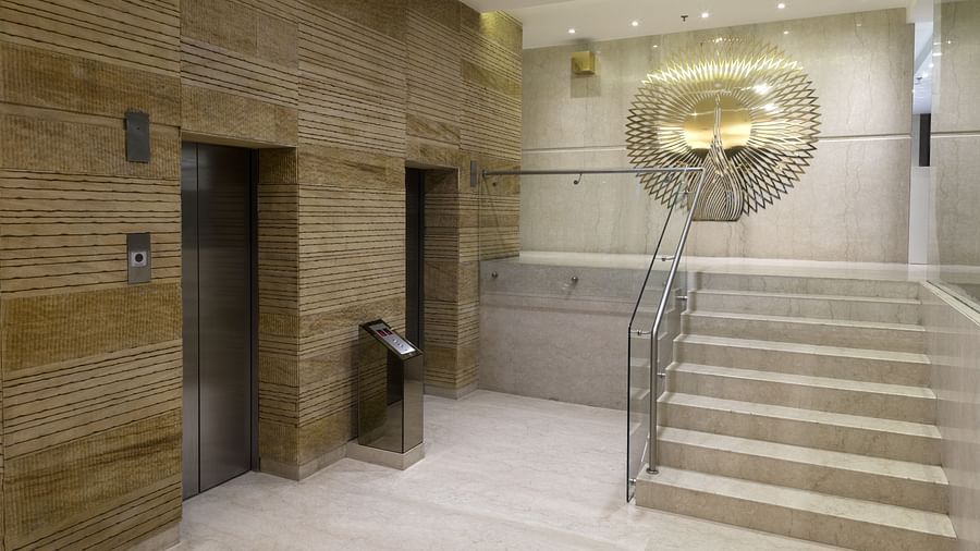 Lobby 1