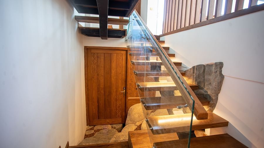 image of the stairs from the main door of the rock suite to the main bedroom at the beacon by the bay villas and suites in dondra