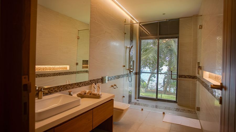 image of a well appointed bathroom with modern fixtures at the sea view rock suite 