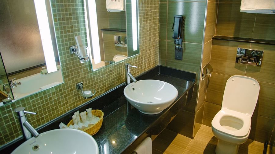 Superior Room Bathroom