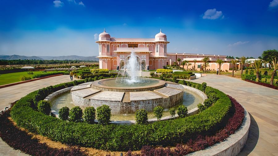 Buena Vista Luxury Garden Spa Resort - the aerial view of the front of the resort showcasing the garden and the water fountain