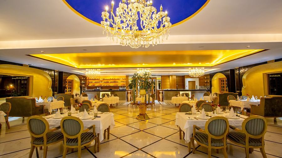Buena Vista Luxury Garden Spa Resort - the indoor seating space at one of the restaurants 