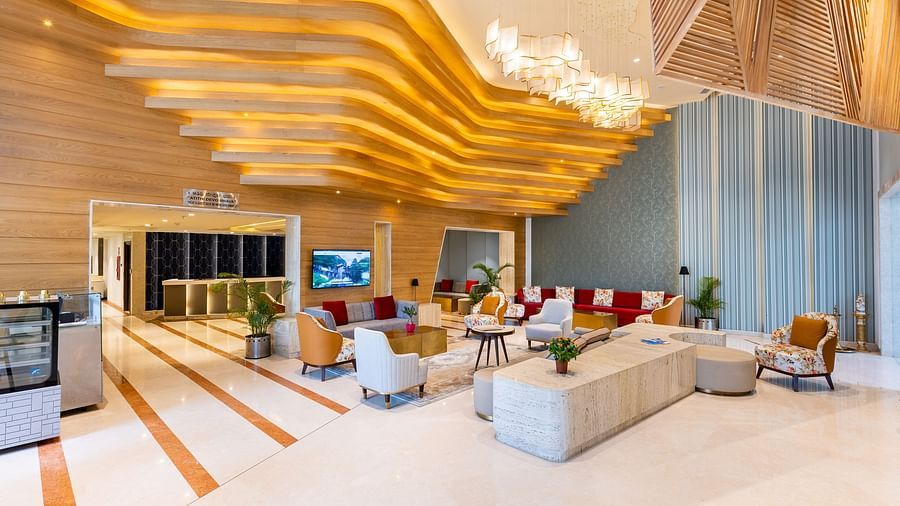 Lobby Area - Day Light 1
