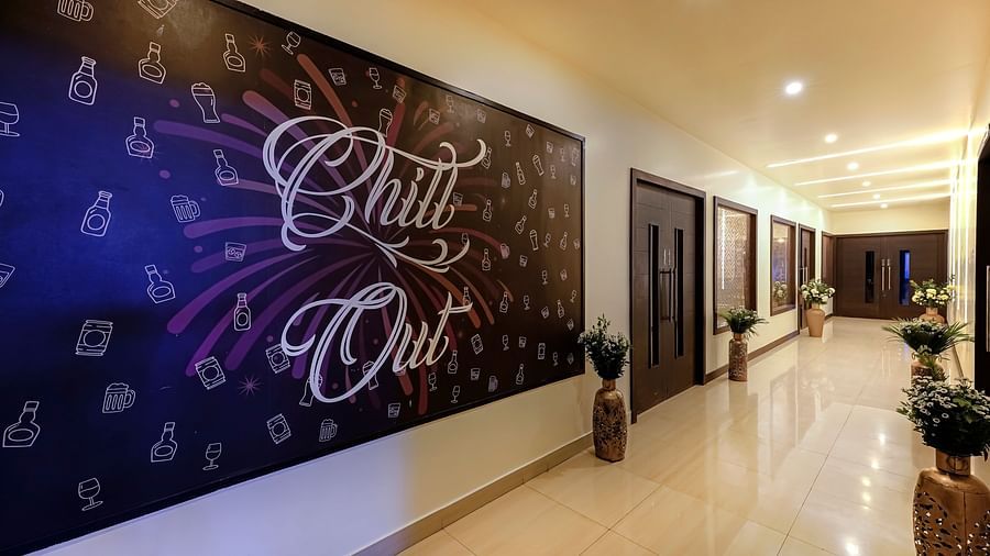 3rd flr corridor