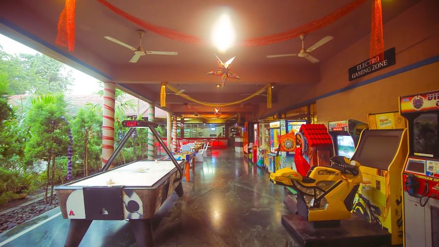 Damanganga Valley Resorts Pvt Ltd - kids zone equipped with games
