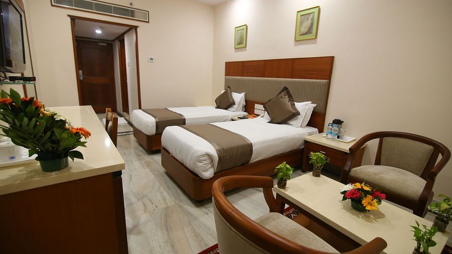 Bussiness Club Twin Beds at Hotel Daspalla Executive Court Vishakapatnam 4