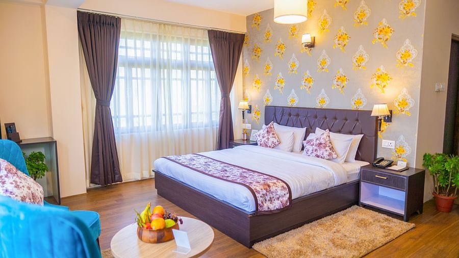 Dream Villa Retreat, The elegant interiors of the Premium Rooms in our hotel