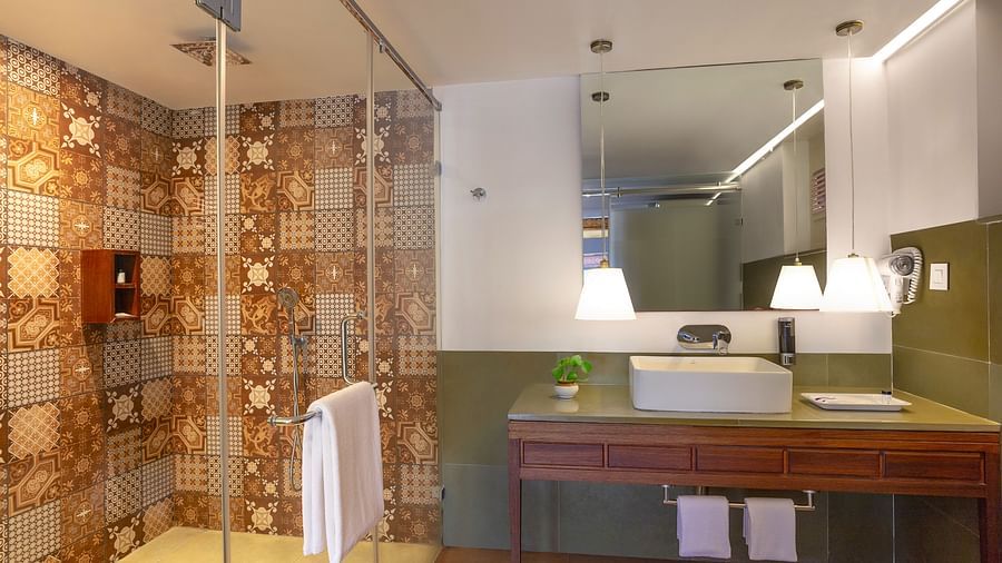 801 bathroom