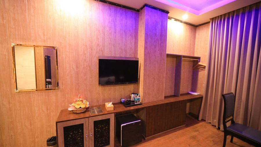Television at the Luxury Room at Fiori Hotel 