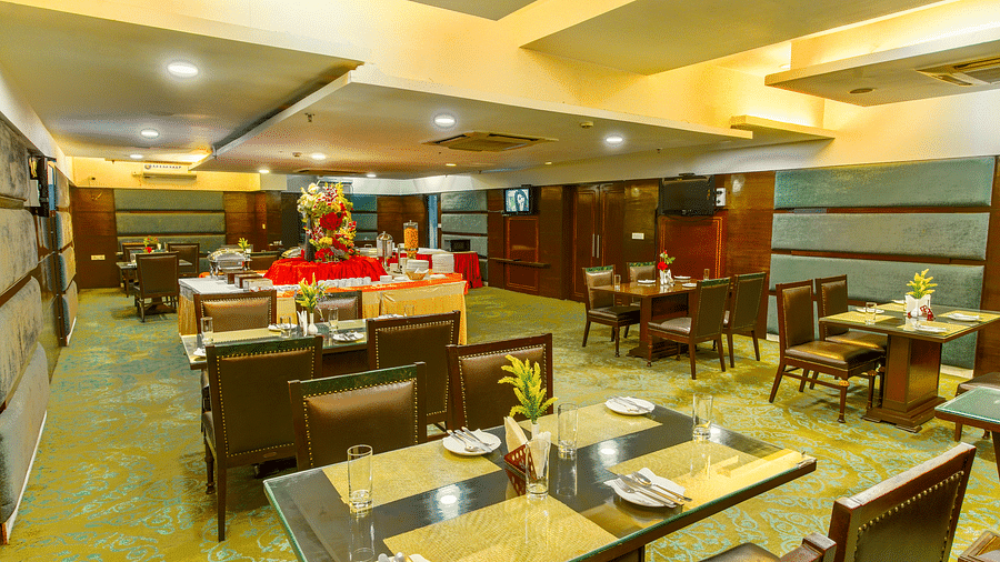 GIS Select Hyderabad Cafe Pic 2