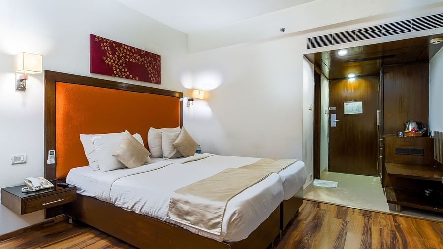 Executive Room - Twin Bed Pic 2
