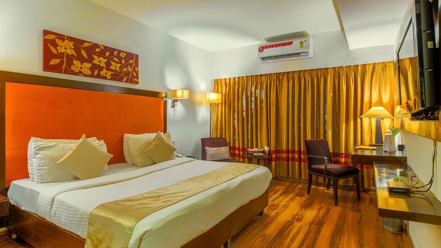 Premium Room - King Size Bed Pic 1