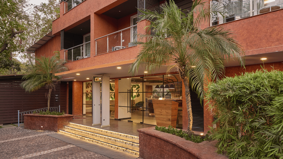 FACADE