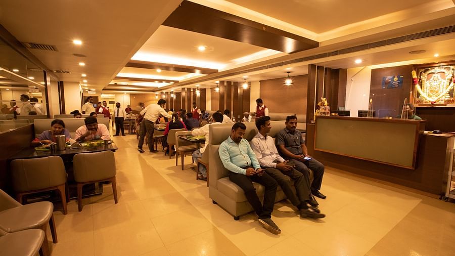 Hotel Kannappa Restaurant 10