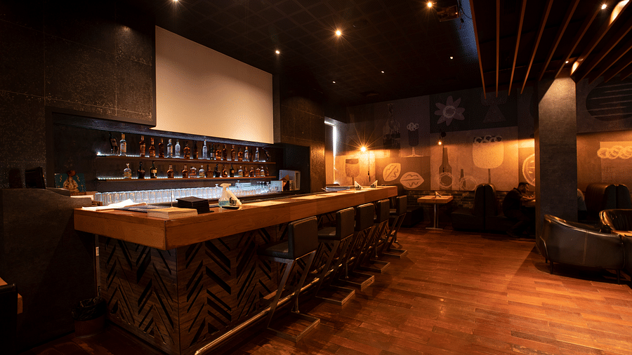 The Cedar House Lounge Bar 11