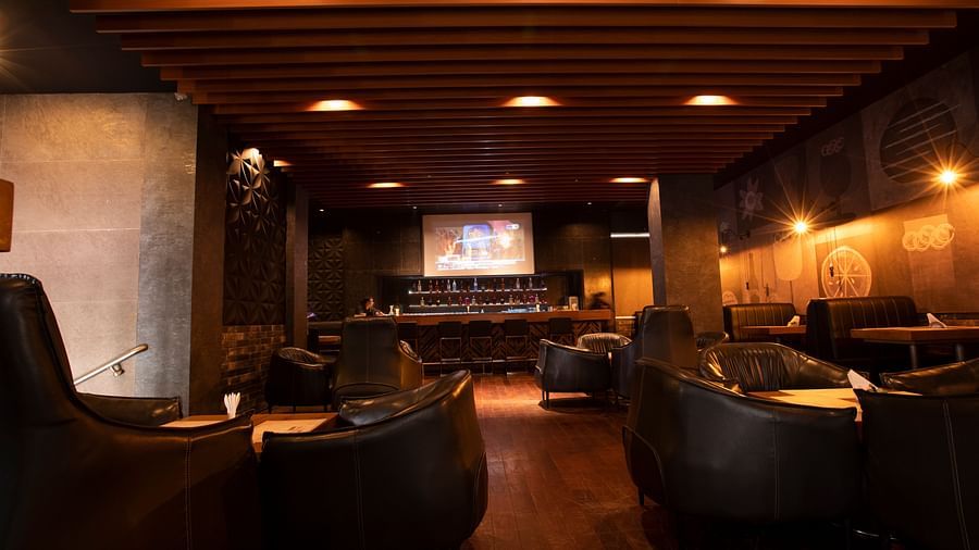 The Cedar House Lounge Bar 13