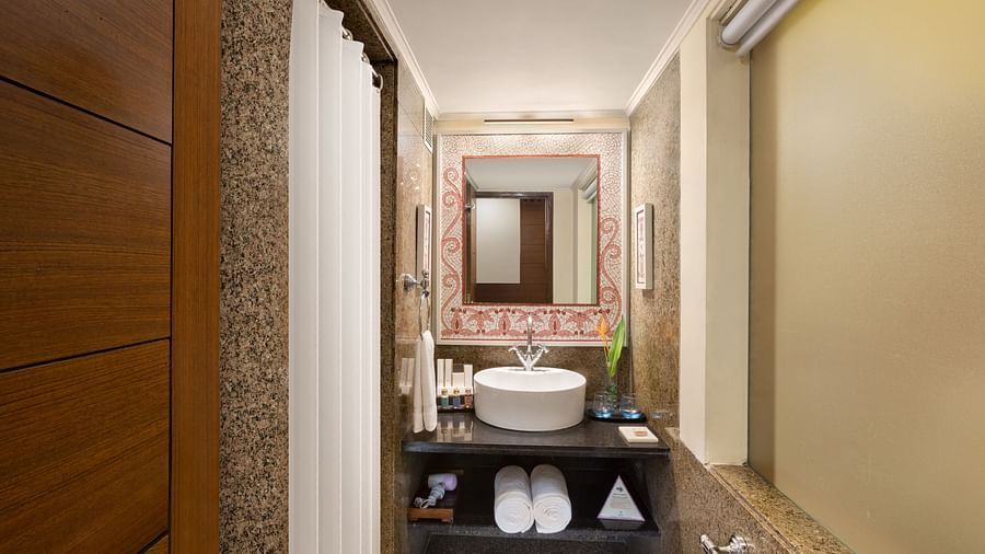 bathroom with basic amenities