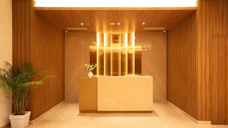 Lobby at Hometel  Alambagh, Lucknow 2