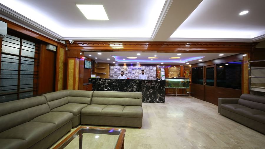 Lobby 2