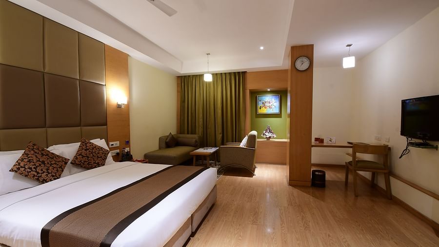 Platinum Deluxe at Hotel Daspalla Vishakhapatnam 1