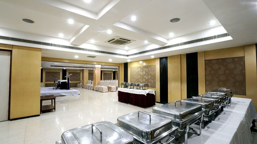 Banquet Halls at Hotel Geetha Regency in Guntur 12