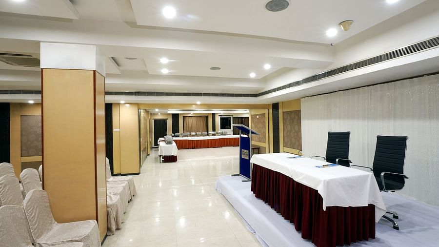 Banquet Halls at Hotel Geetha Regency in Guntur 7