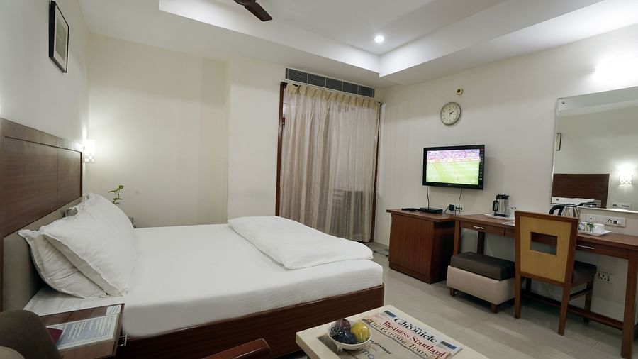 Deluxe Room at Hotel Geetha Regency in Guntur 3