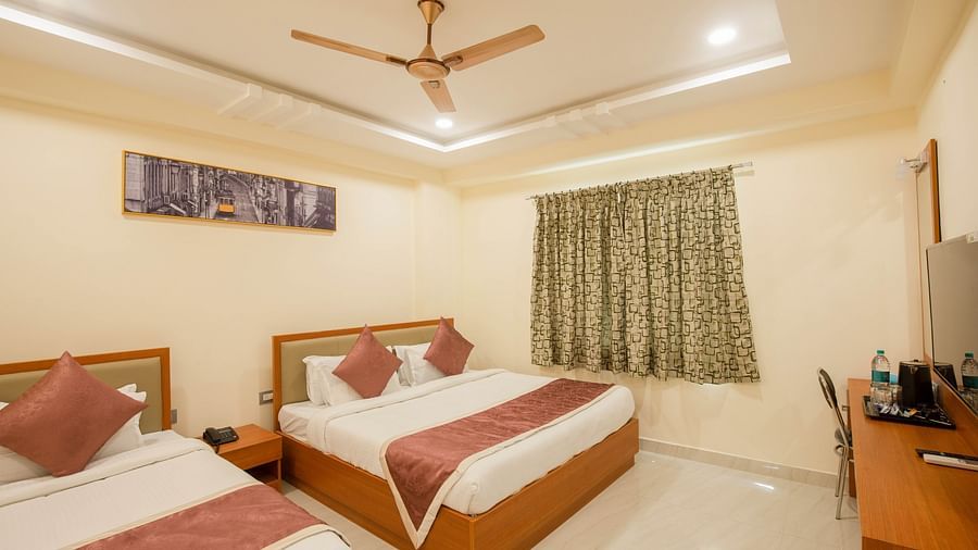 Rooms near Pangal Park, Premium Triple Rooms, Hotel Grand Galaxy
