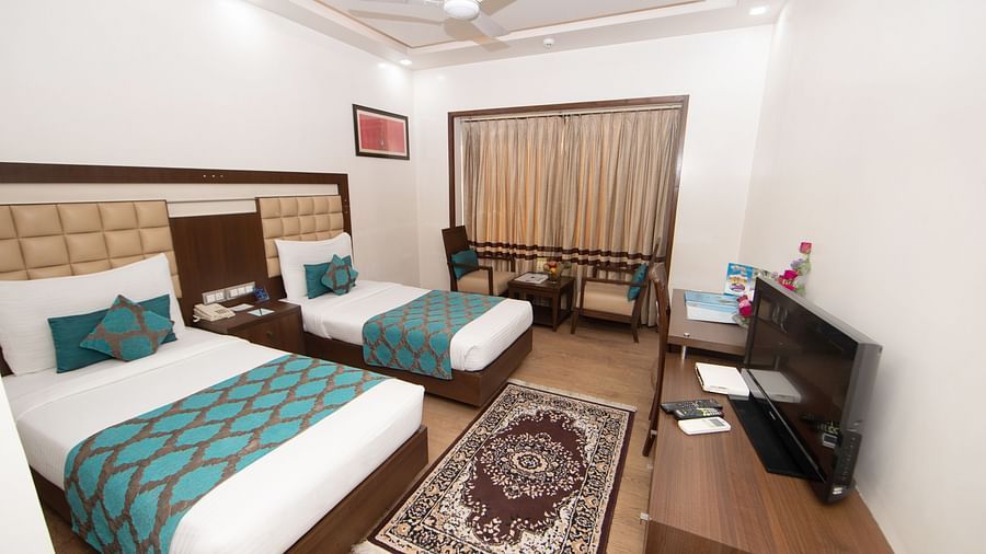 Executive Room Twin Bed