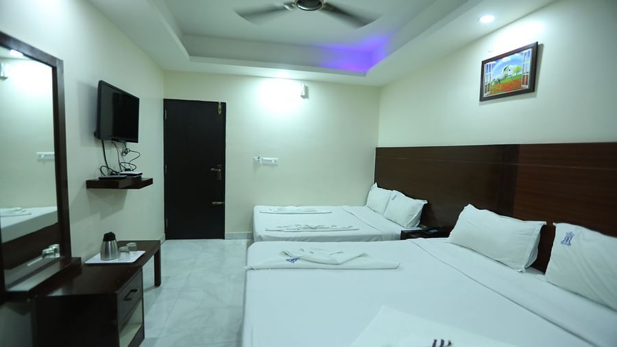 Executive Four Bed Room 1