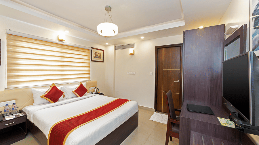 Deluxe Rooms in Whitefield 8