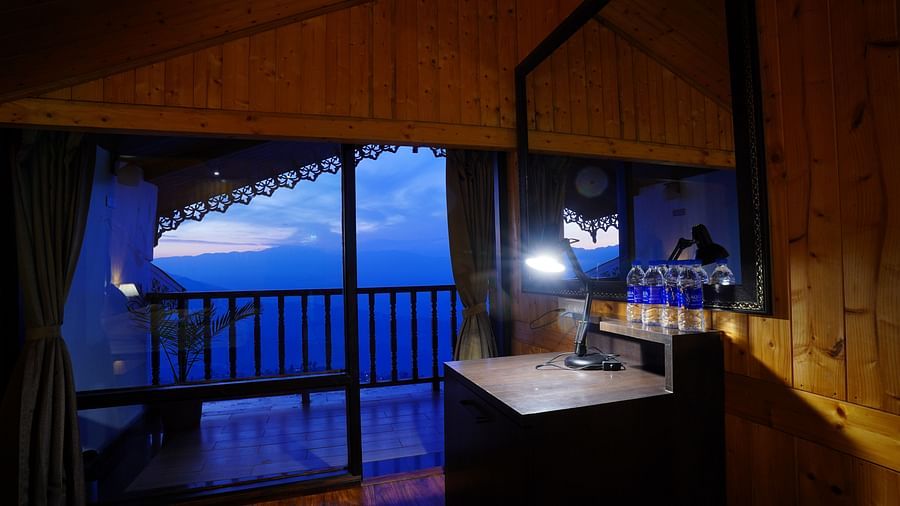 Kanchanjunga Room 2