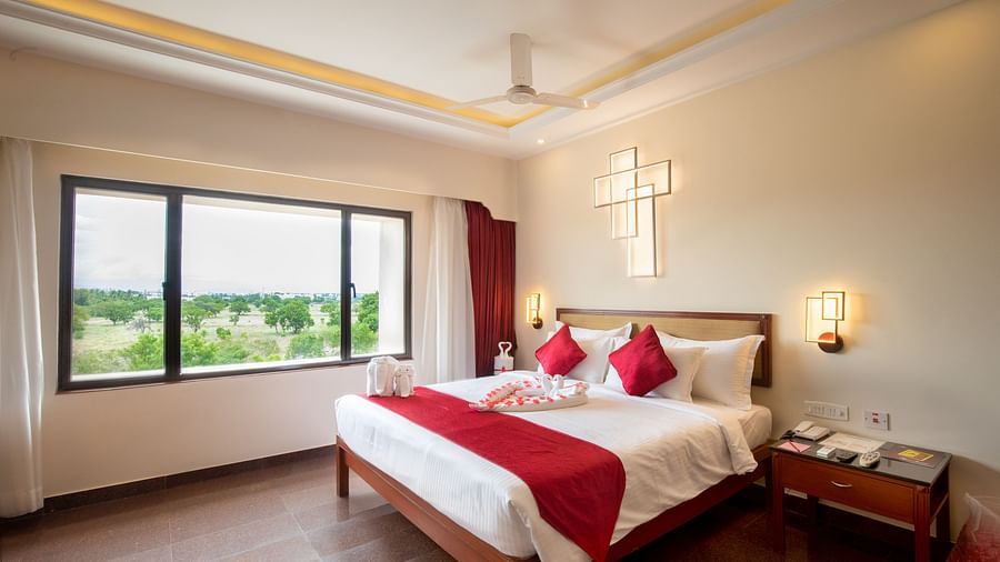 JR honeymoon suite 1