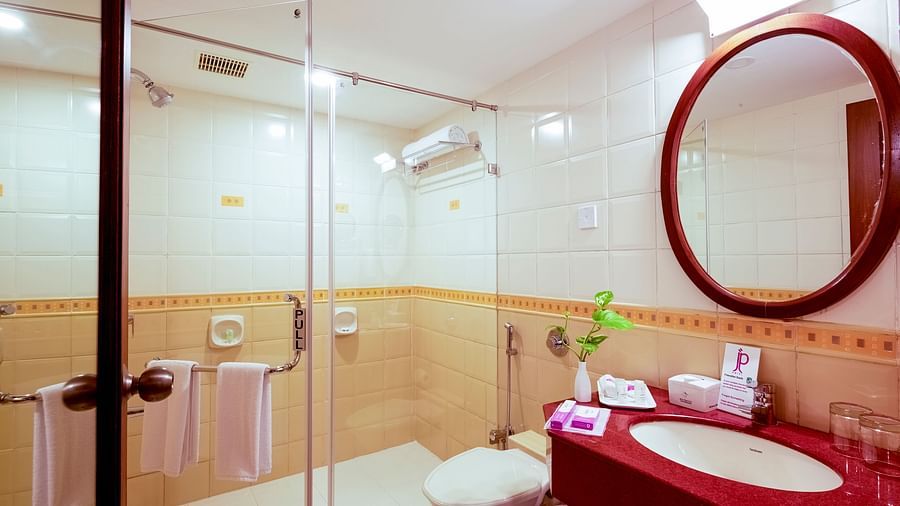 JP Hotel in Chennai Club Bath Room